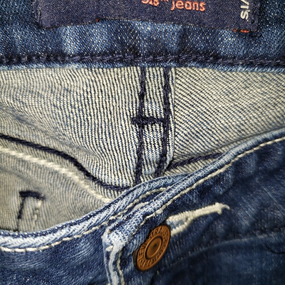 Levi Jeans - Picture 3 of 5